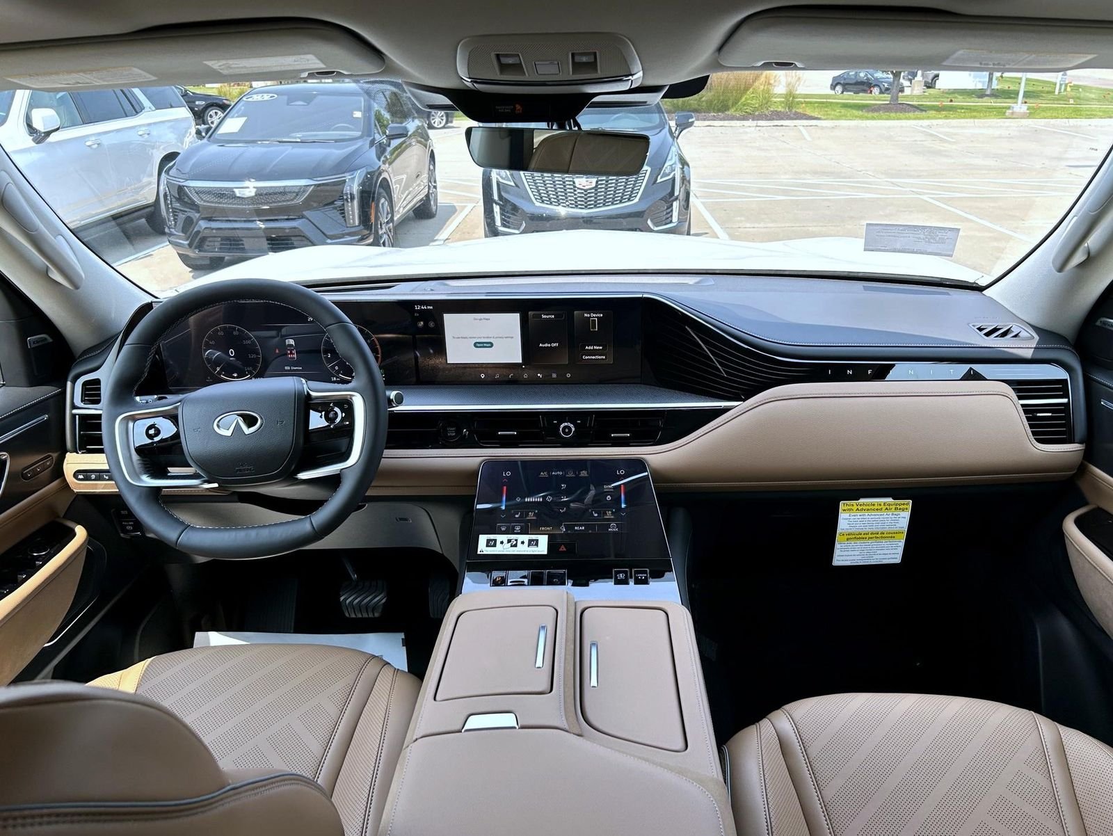 New 2027 RADIANT WHITE INFINITI Luxe 4WD image 11