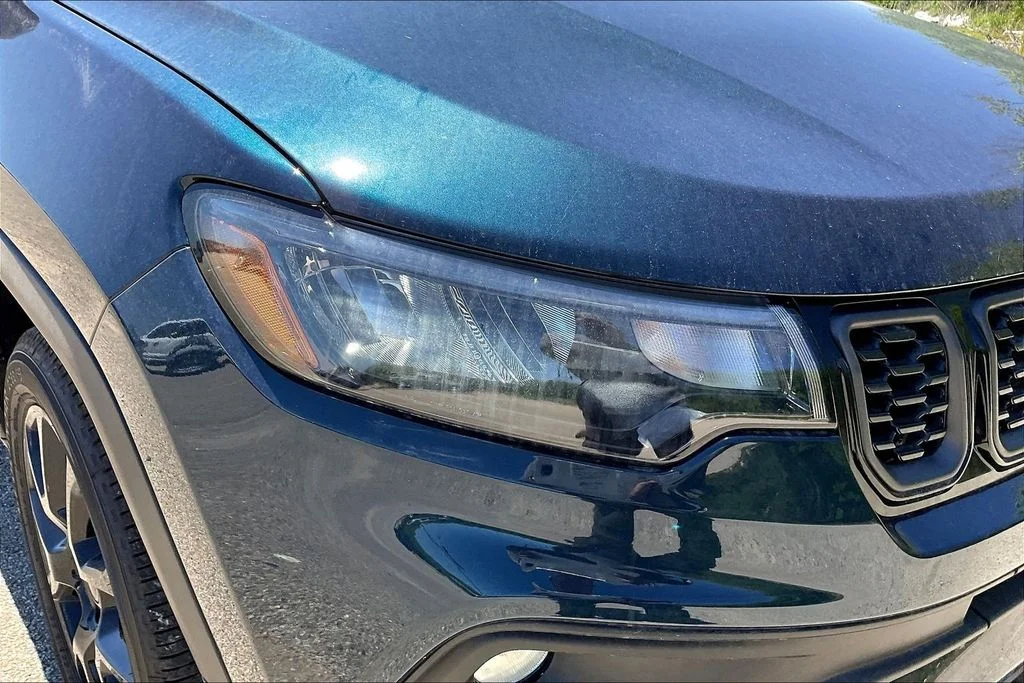 New 2026 Fathom Blue Pearl-Coat Exterior Paint Jeep Latitude image 15