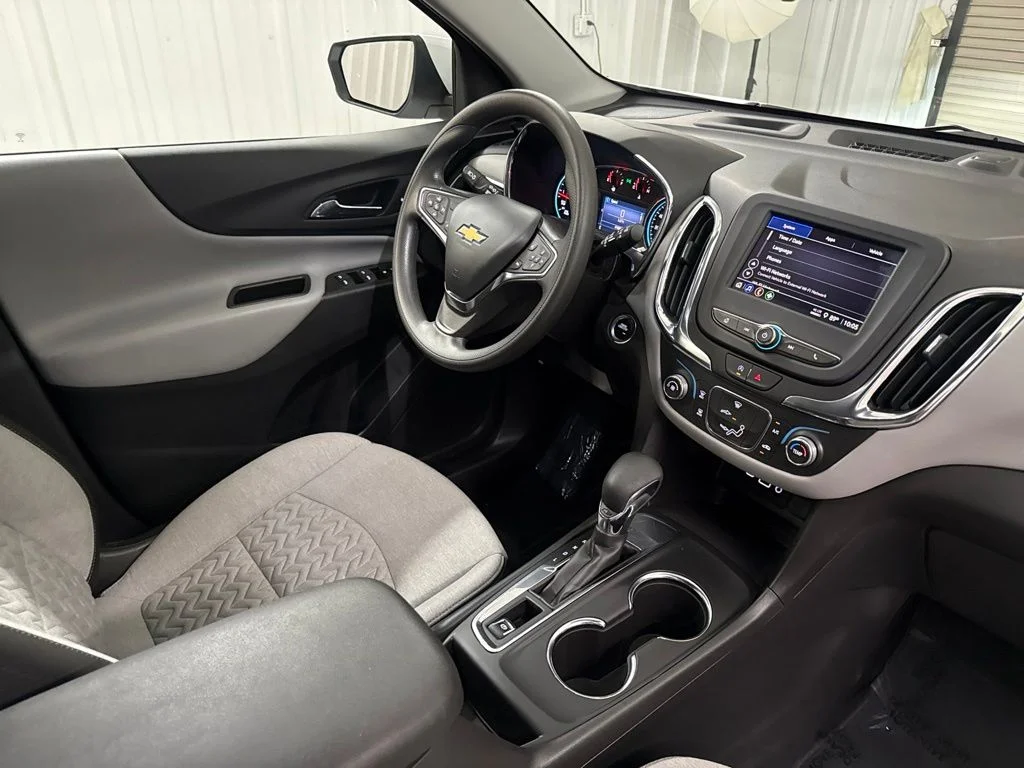 2023 Chevrolet Equinox LT - Photo 20