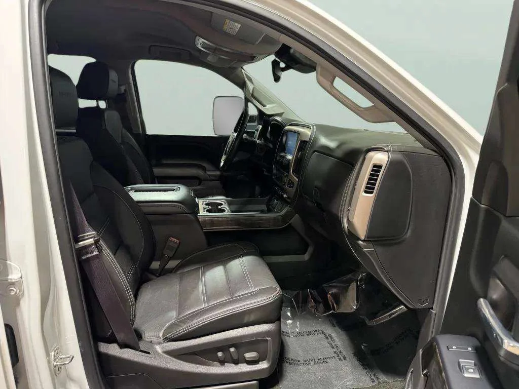 Used 2016 SUMMIT WHITE GMC Denali image 26