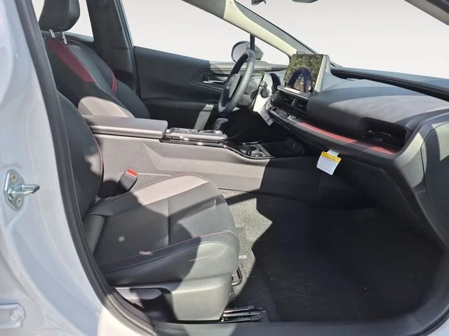 New 2026 Wind Chill Pearl <sup>1</sup> Toyota  XSE Premium image 15