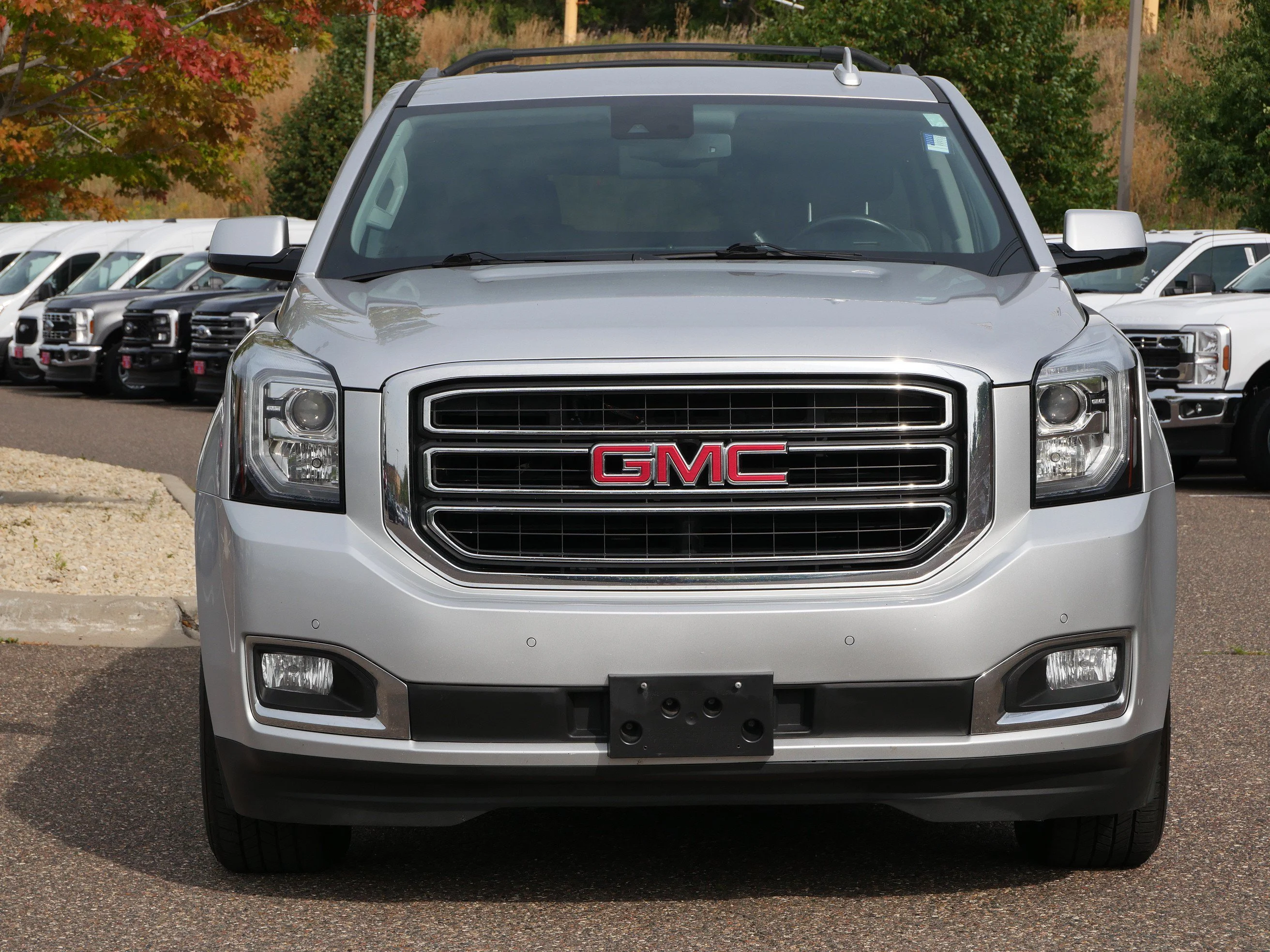 Used 2020 GMC Yukon SLT with VIN 1GKS2BKC4LR210935 for sale in Eden Prairie, Minnesota
