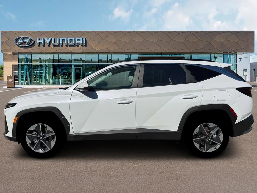 New 2026 White Hyundai SEL image 3