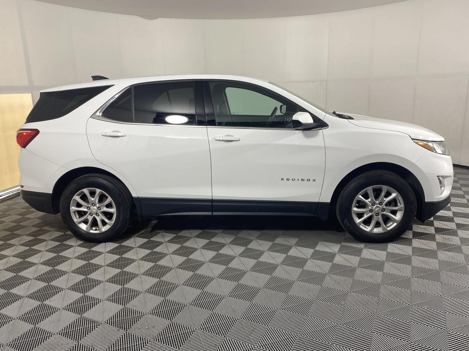 Used 2020 Summit White Chevrolet LT image 2