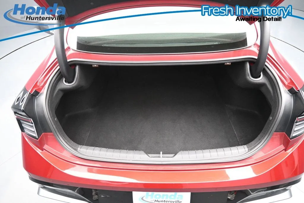 Used 2025 Red Hyundai SEL image 12