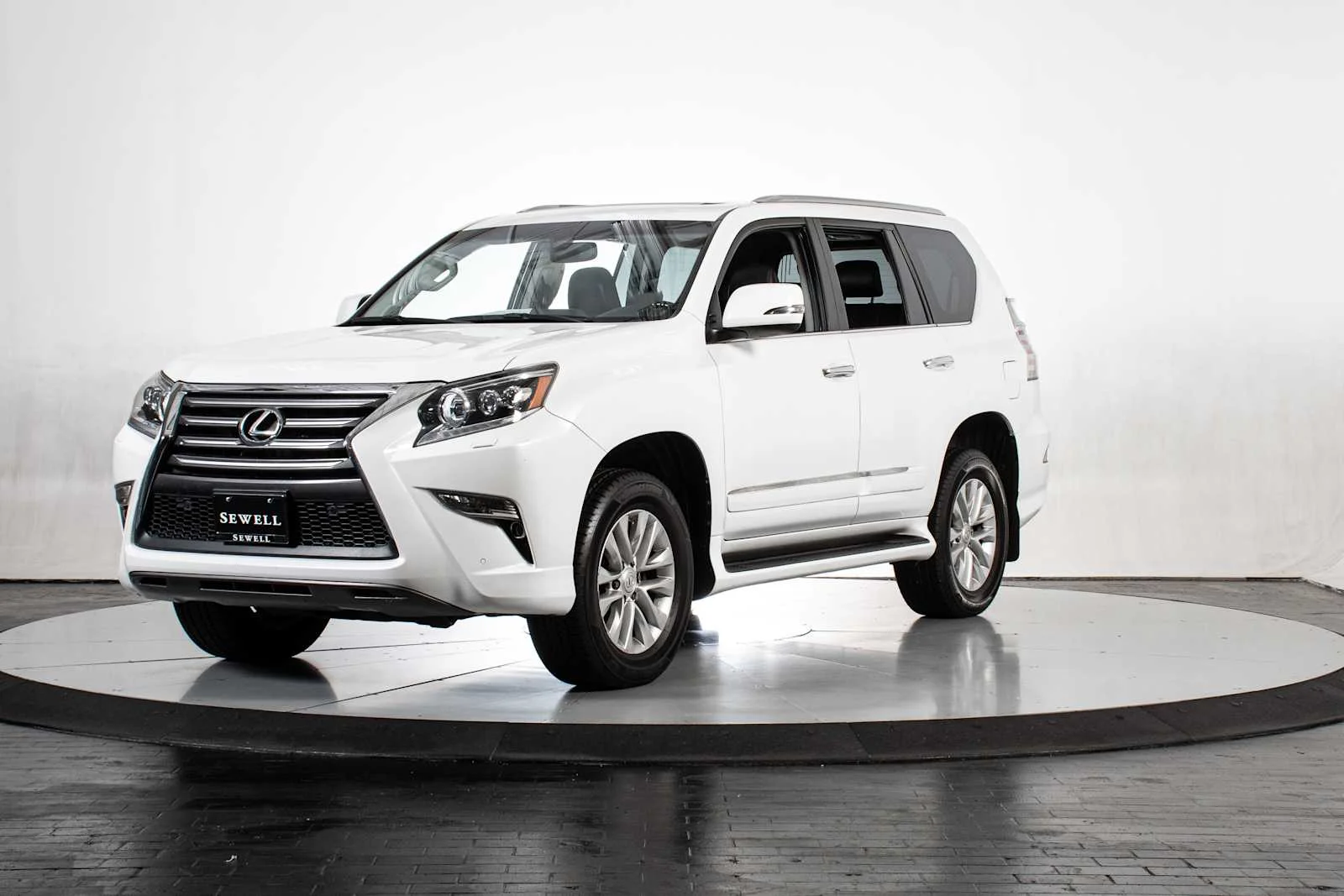 2015 Lexus GX 460 460's photo