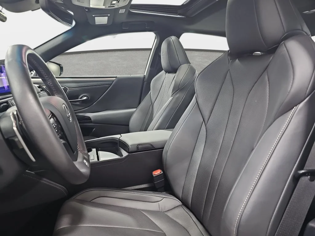 Used 2024 White Lexus 350 F Sport image 17