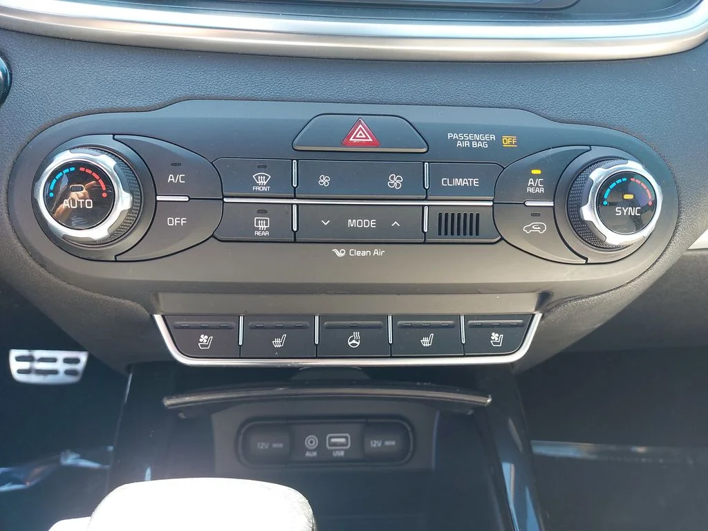 Used 2017 Gray Kia SX Limited image 25