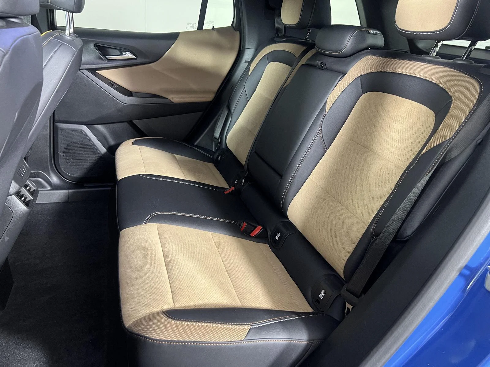 Used 2025 Reef Blue Metallic Chevrolet ACTIV image 8