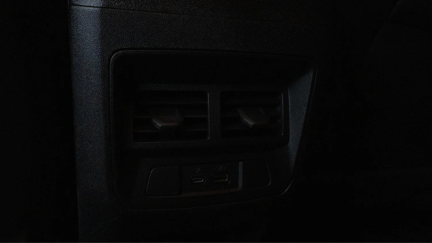 Used 2024 Onyx Black GMC AT4 image 25