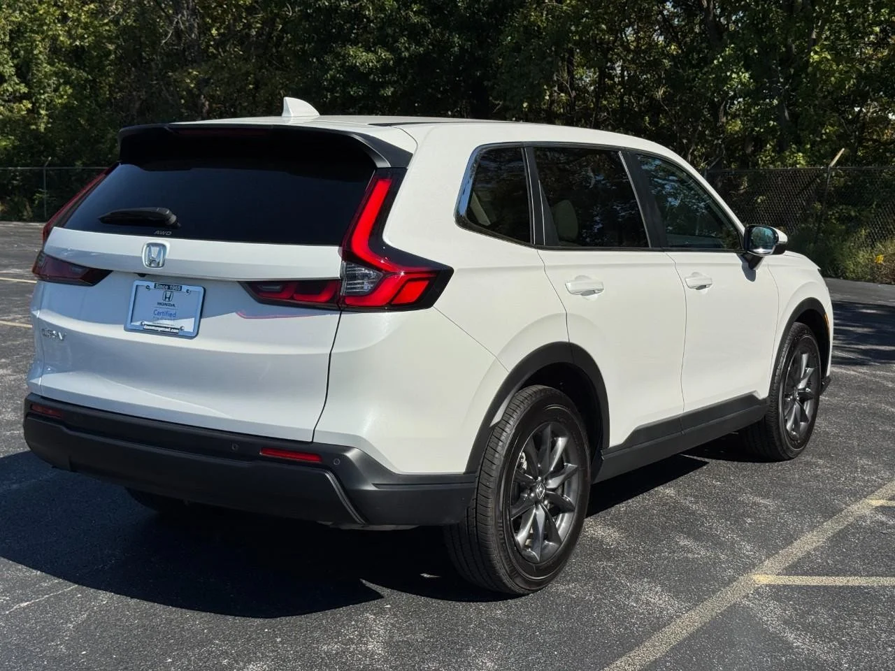 Certified Used 2026 Platinum White Pearl Honda EX-L image 4