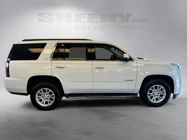 Used 2020 Summit White GMC  image 10