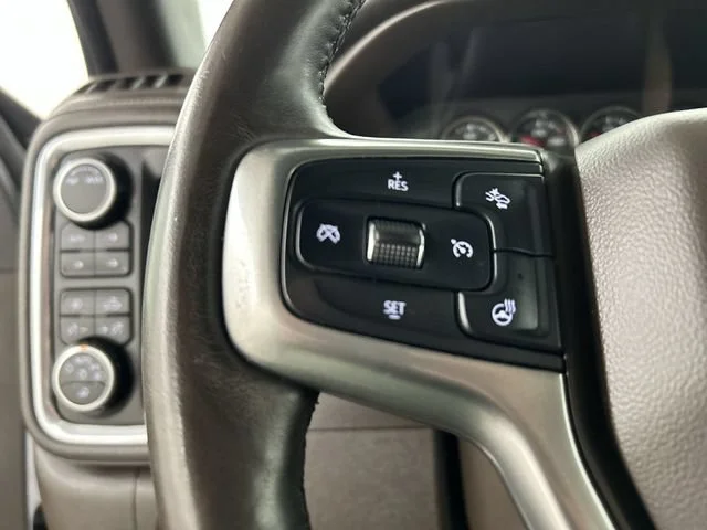 Used 2020 Iridescent Pearl Tricoat Chevrolet LTZ image 12