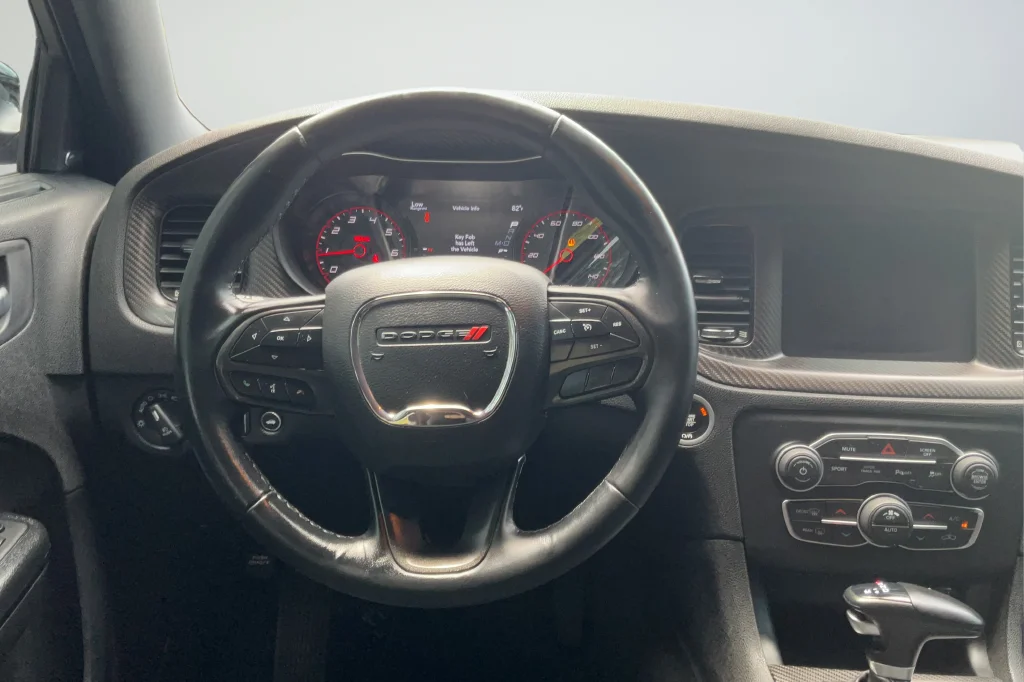 2023 Dodge Charger SXT - Photo 12