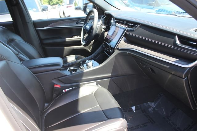 Used 2024 White Jeep Limited image 37