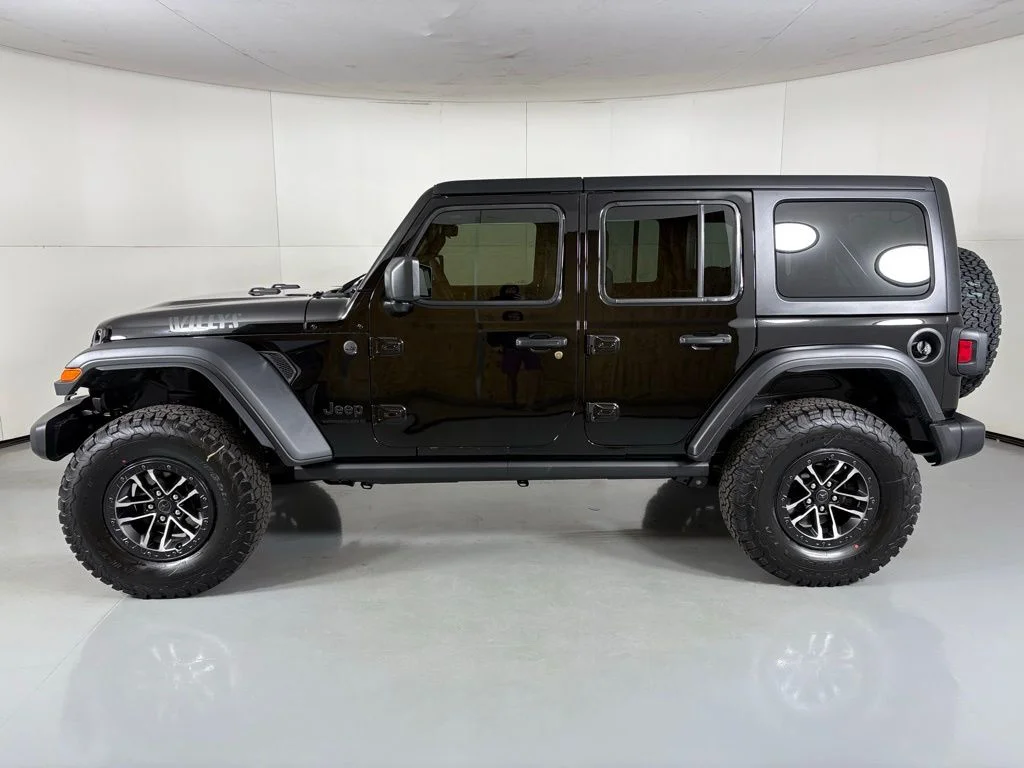 New 2026 Gray Jeep Rubicon image 5