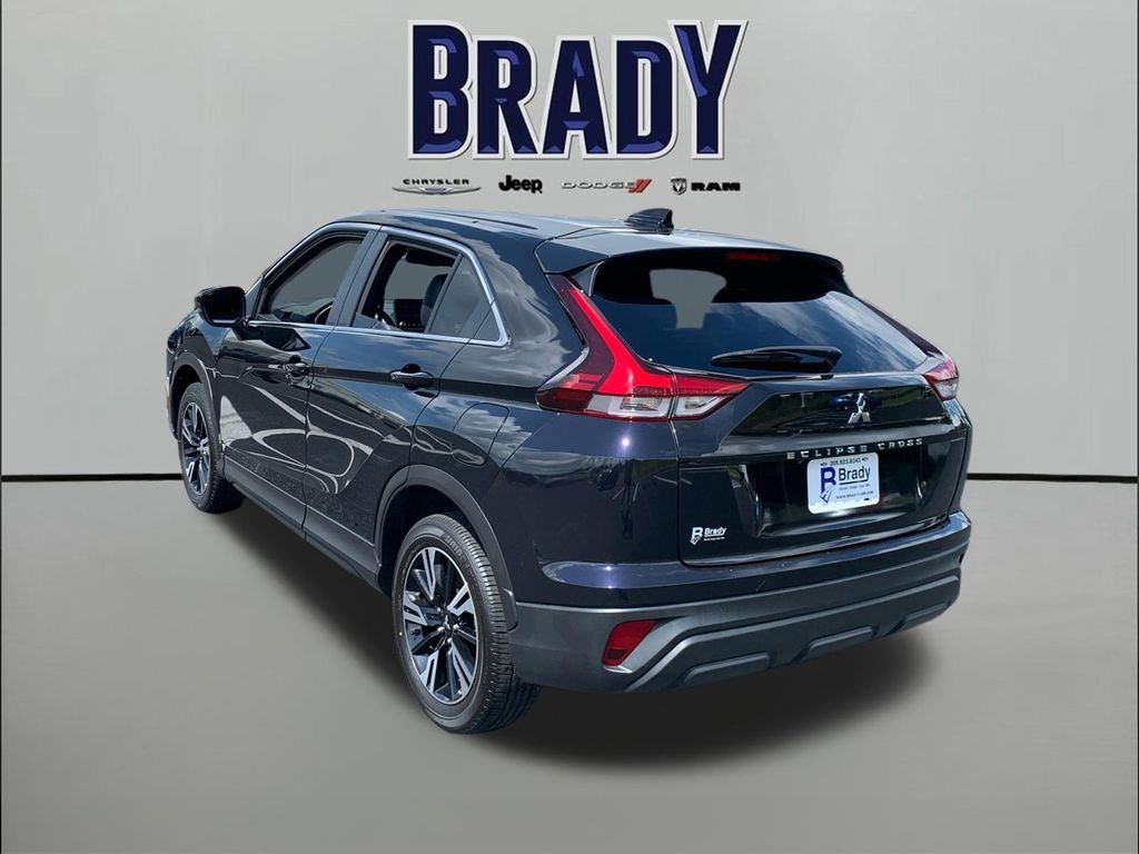 Used 2026 Black Mitsubishi SE image 5