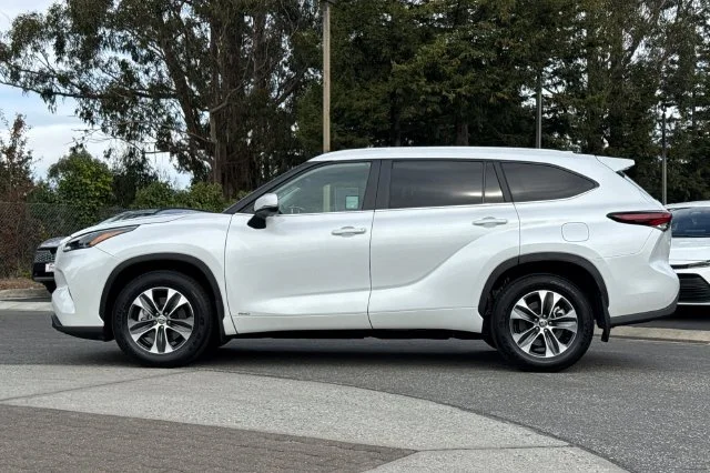 Certified Used 2026 Beige Toyota XLE image 30