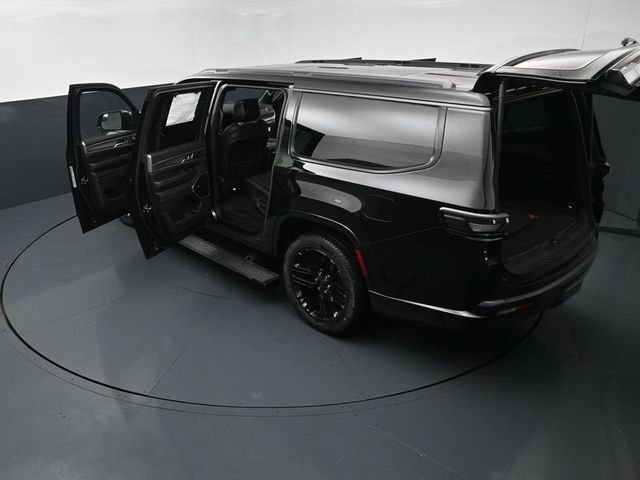 New 2026 High Gloss Black Exterior Paint Jeep Limited Reserve image 28