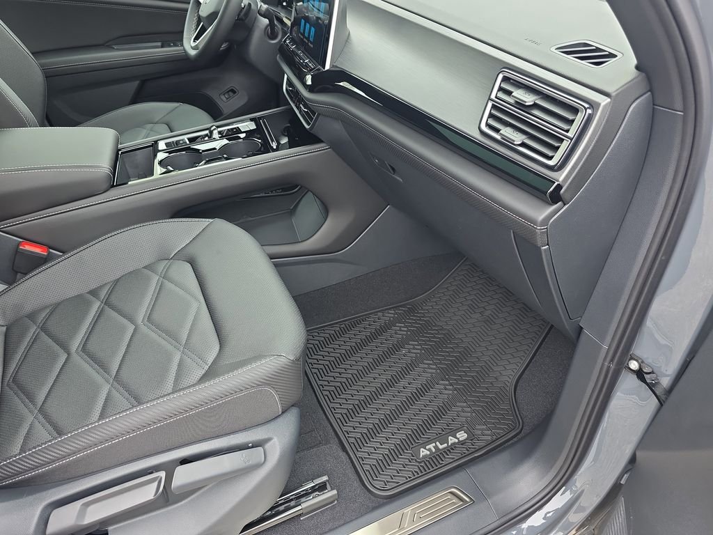 New 2026 Gray Volkswagen 2.0T SE w/Technology image 37