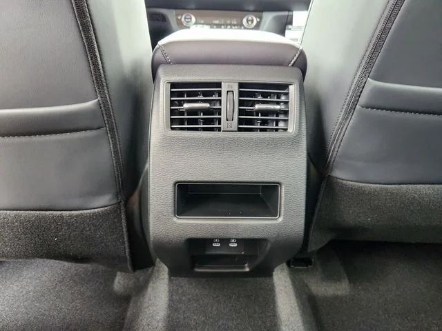 New 2026 Black Mitsubishi SE 1.5T 2WD image 10