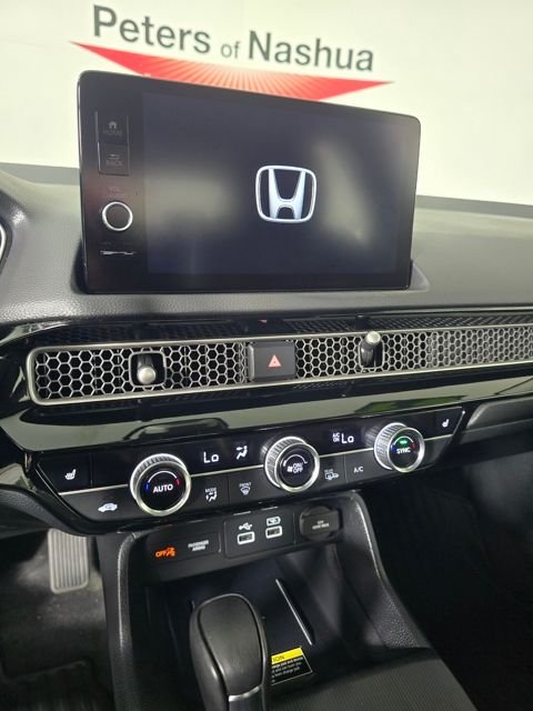 2024 Honda Civic Touring - Photo 24