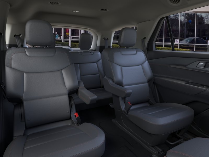 New 2026 Star White Metallic Tri-Coat Ford Active image 11