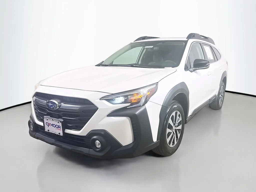 Used 2024 Crystal White Pearl Subaru Premium image 3