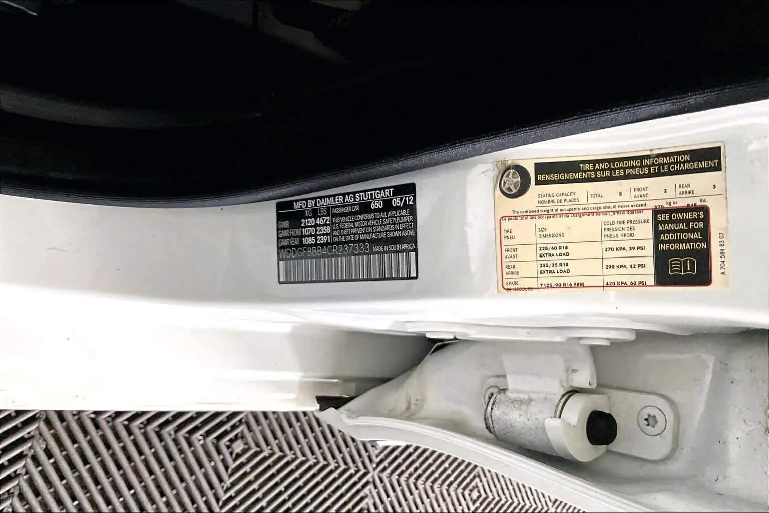 Used 2012 Arctic White Mercedes-Benz C 300 Sport image 31