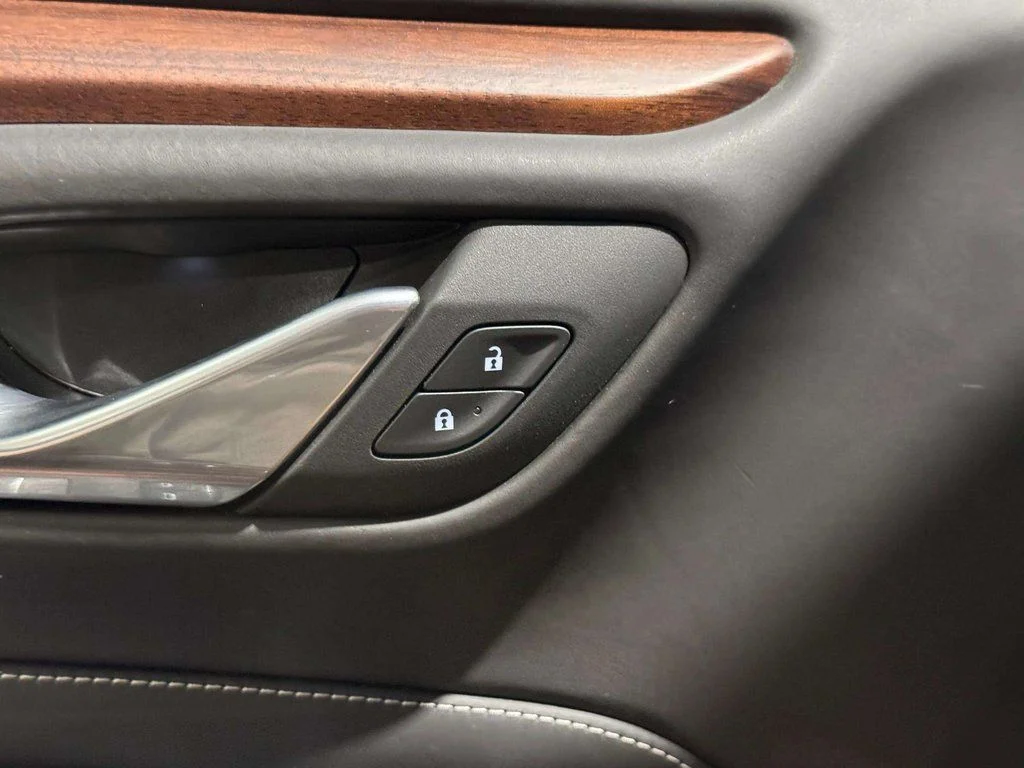 2023 GMC Yukon XL Denali Ultimate - Photo 20
