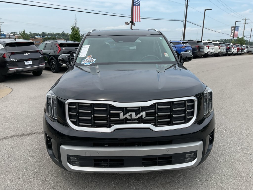Certified Used 2024 Ebony Black Kia SX image 3