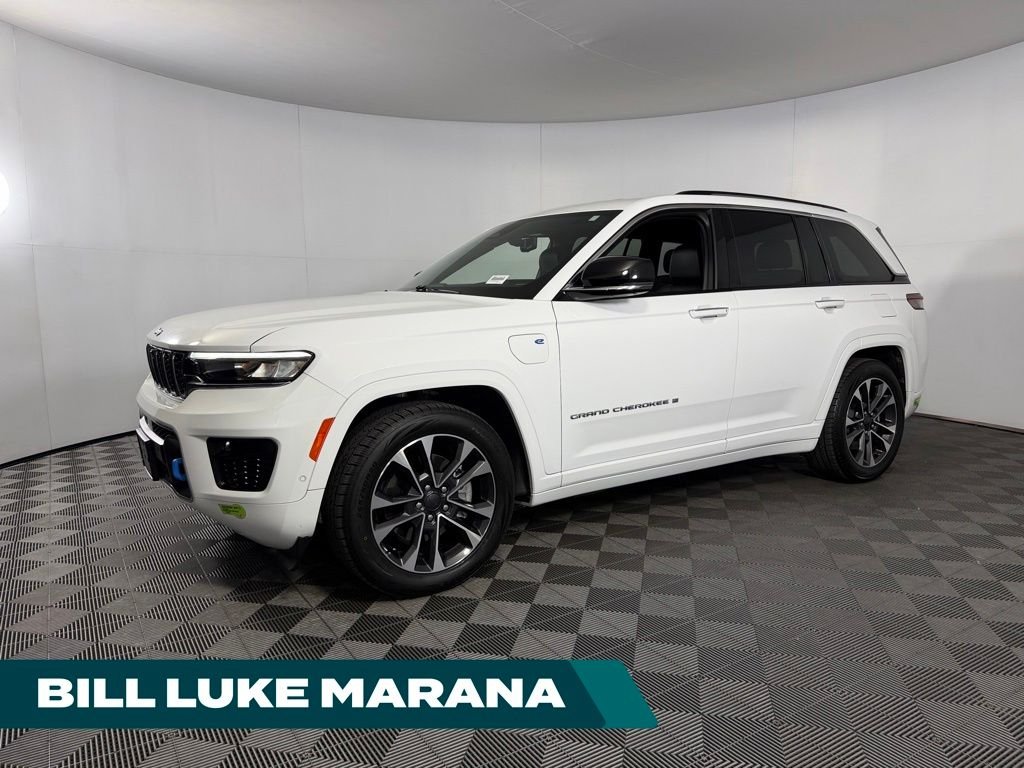 2023 Jeep Grand Cherokee Overland 4xe 4x4's photo
