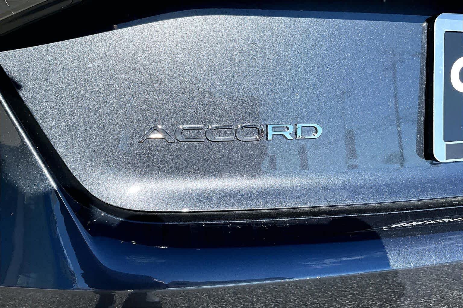 2025 Honda Accord SE - Photo 29