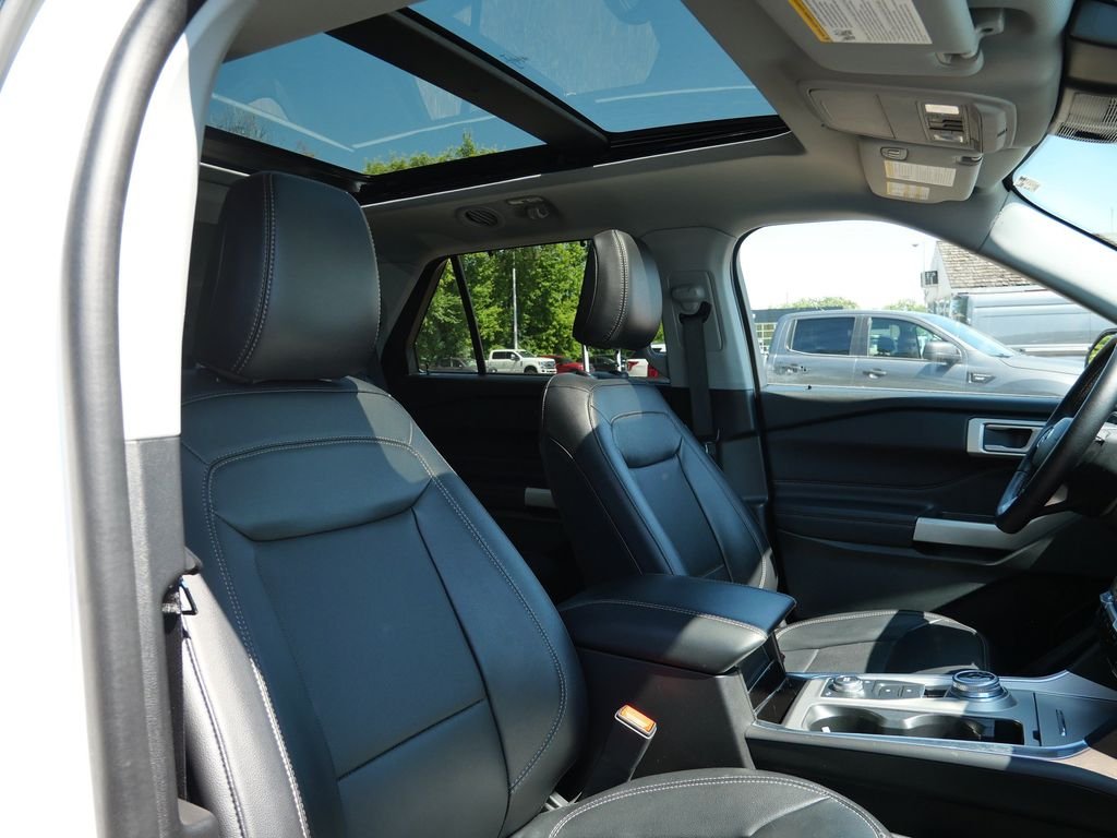 Certified Used 2023 White Ford Limited image 12