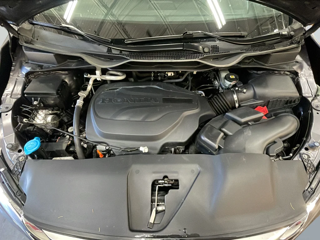 Used 2019 Gray Honda Touring image 40