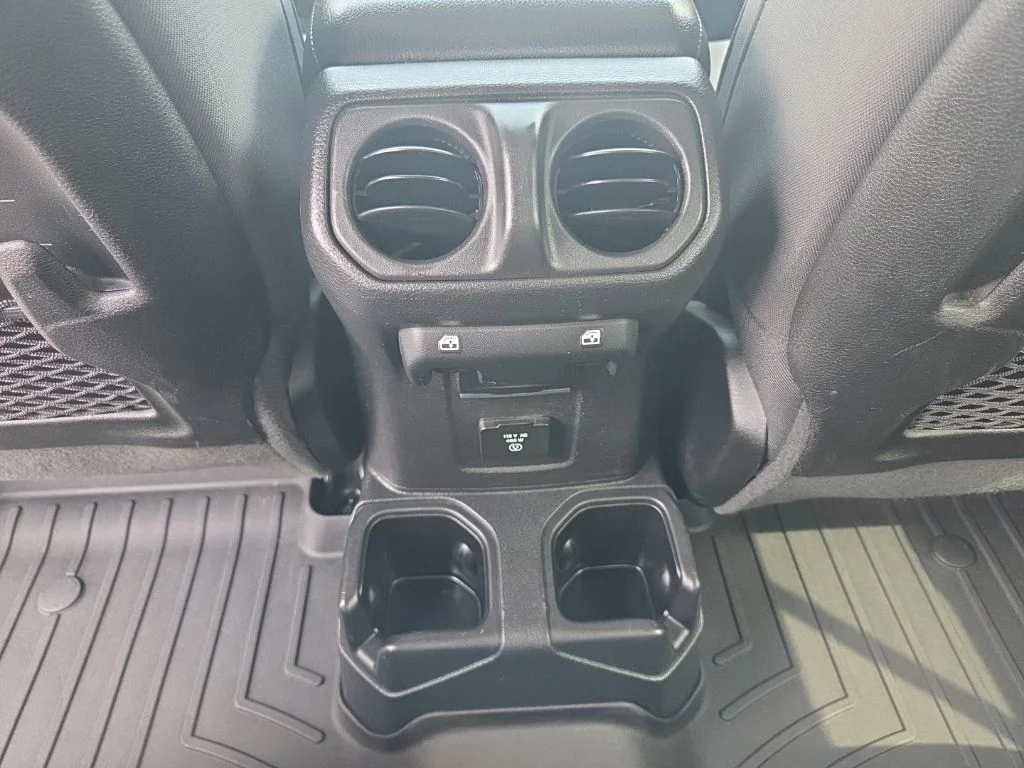 2022 Jeep Gladiator Mojave - Photo 23