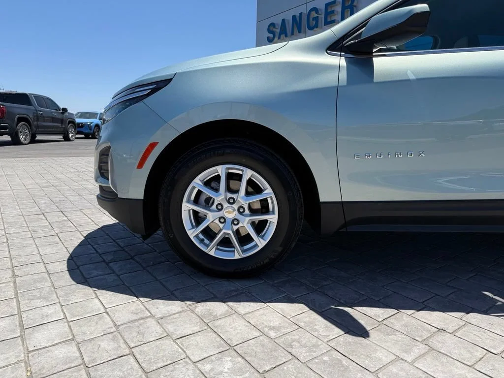 Used 2022 Seaglass Blue Metallic Chevrolet LT image 5