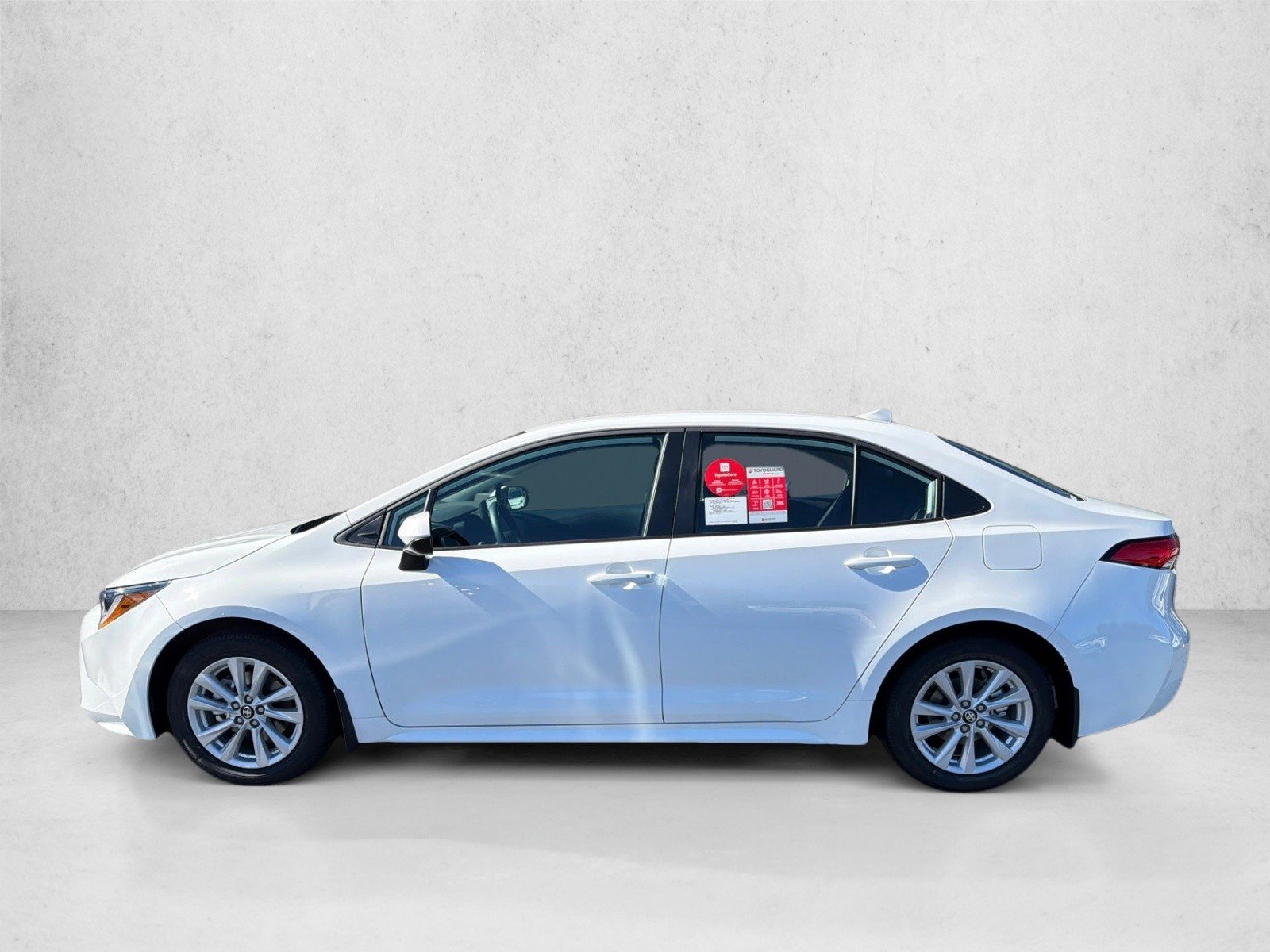 New 2027 Ice Cap Toyota LE image 6