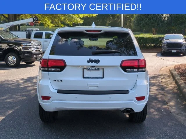 Used 2018 White Jeep Altitude image 4