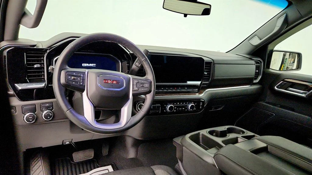 Used 2023 Summit White GMC 2WD Crew Cab 147