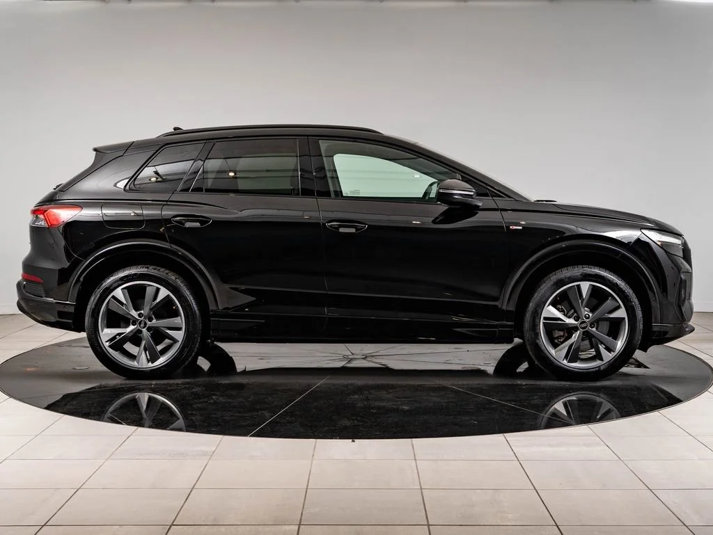 Used 2023 Mythos Black Metallic Audi Premium Plus image 11