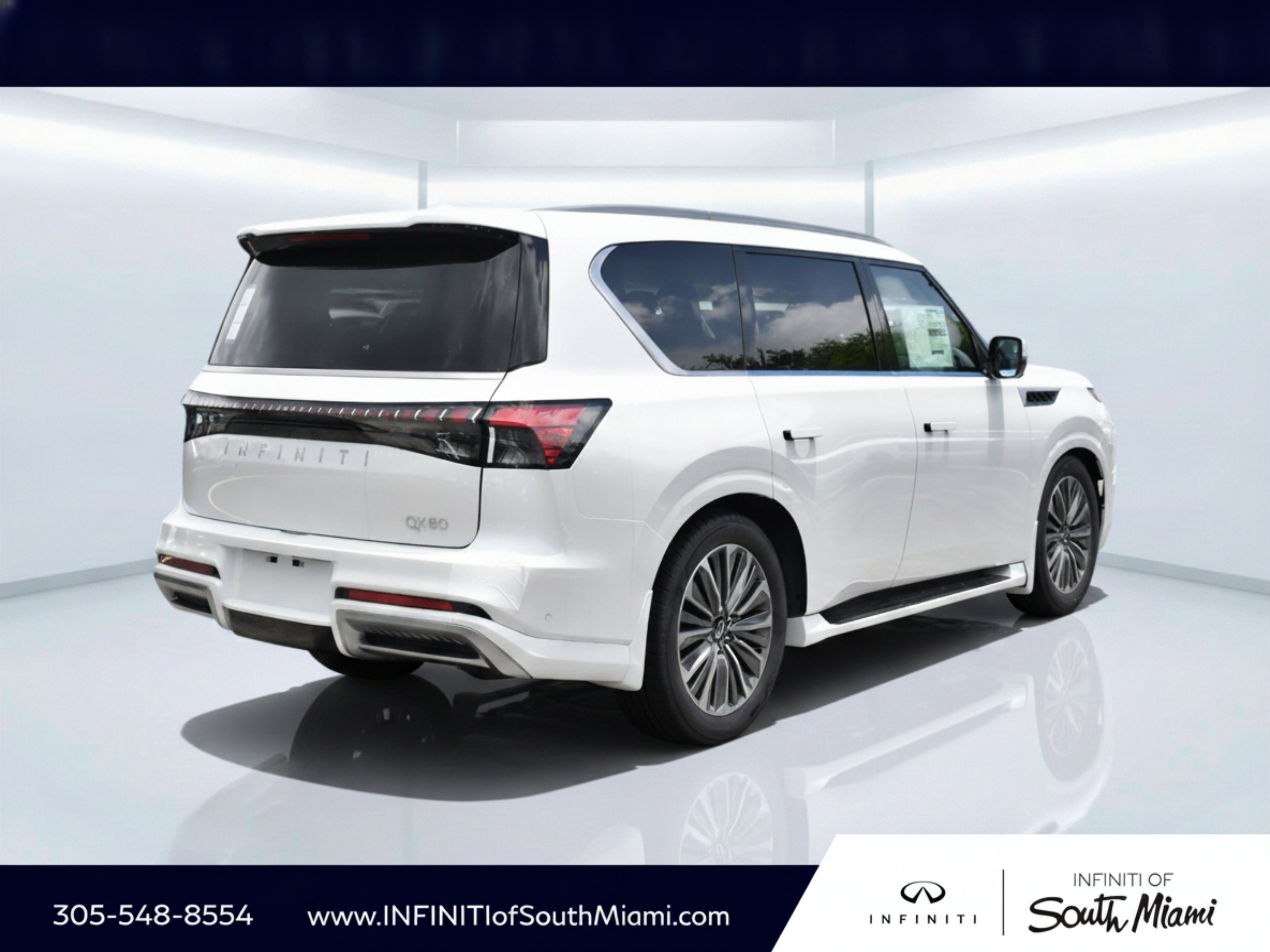New 2026 RADIANT WHITE INFINITI Luxe 2WD image 4