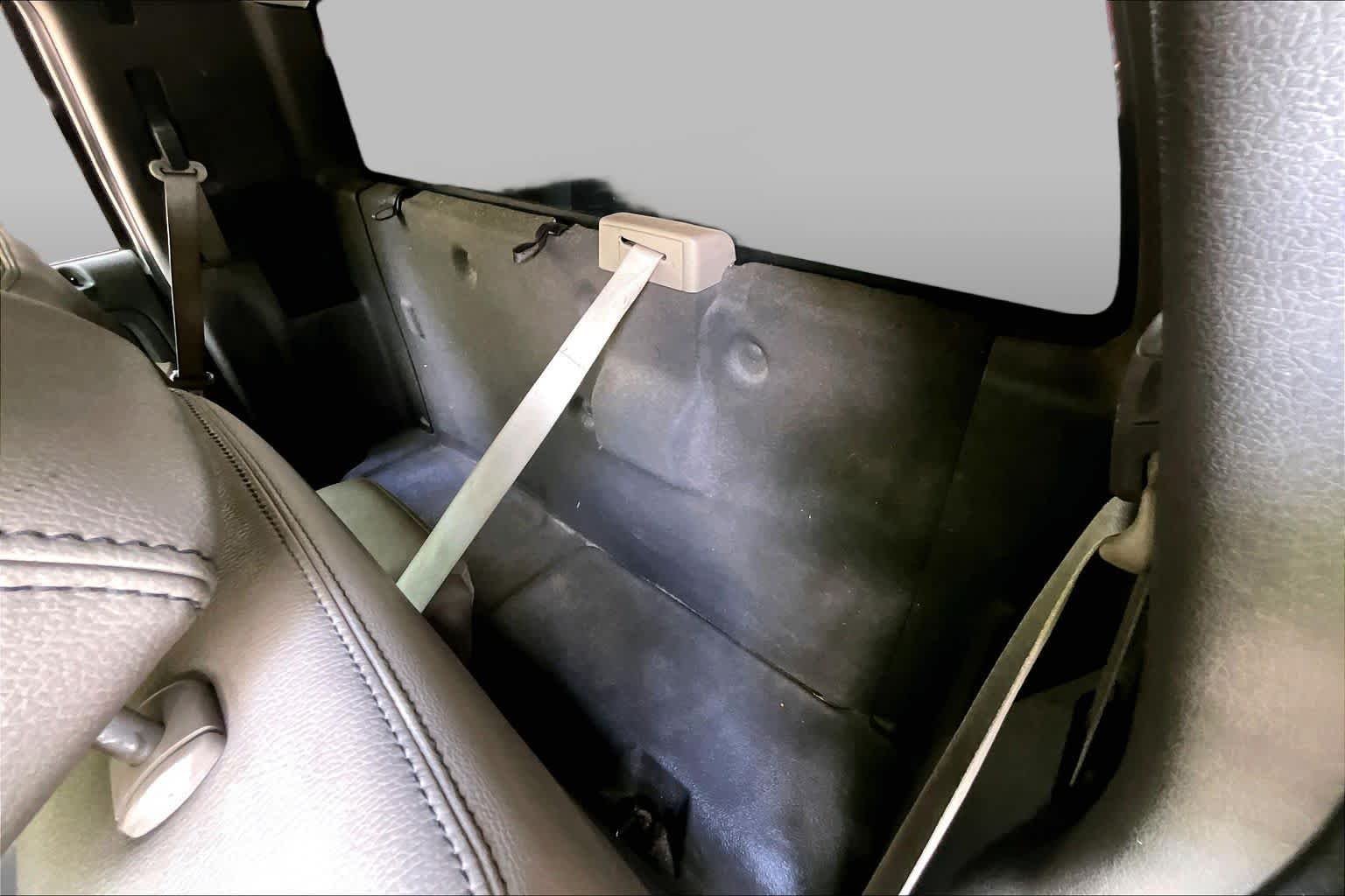 Used 2009 Oxford White Ford XL image 19