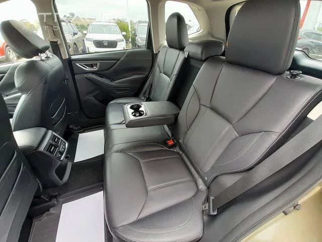 Used 2023  SUBARU  image 42