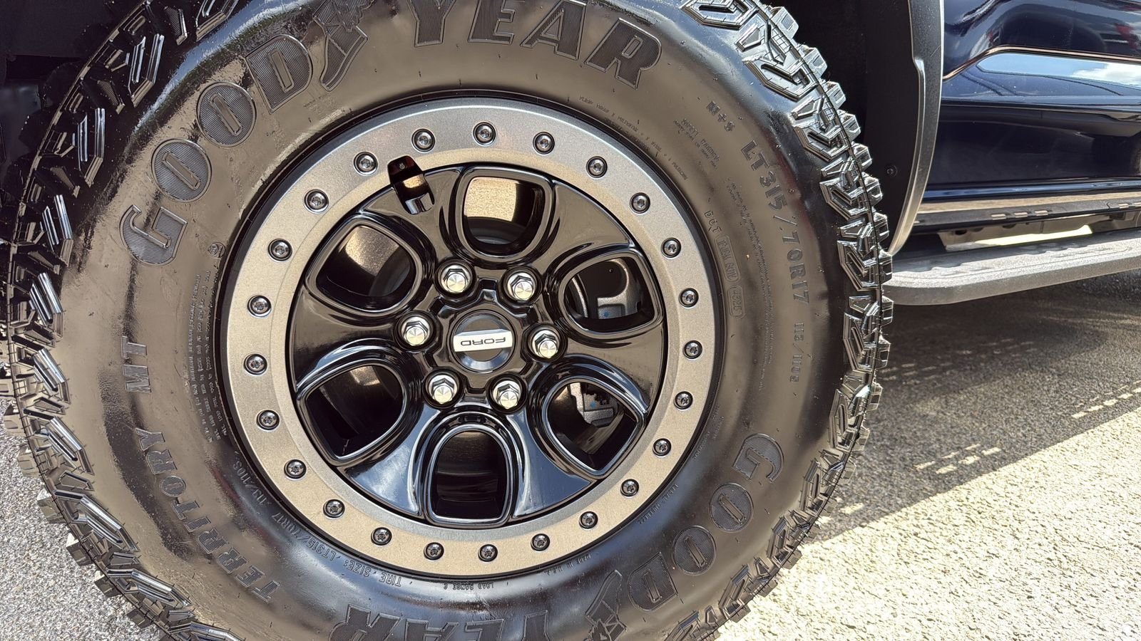 Used 2023 Blue Ford Raptor image 29