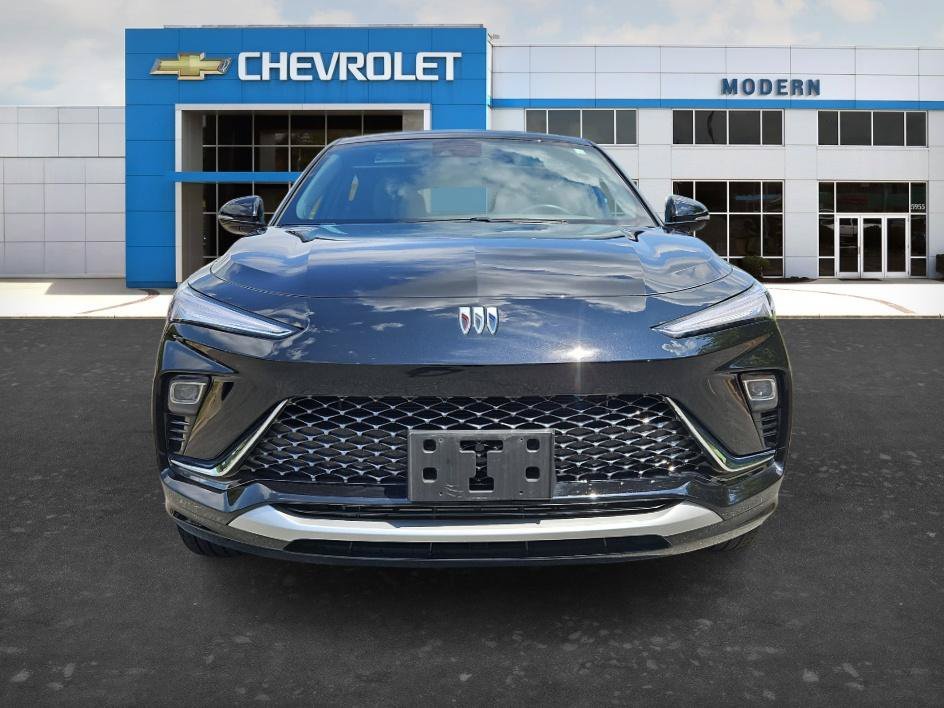 Used 2025 Ebony Twilight Metallic Buick Avenir image 7