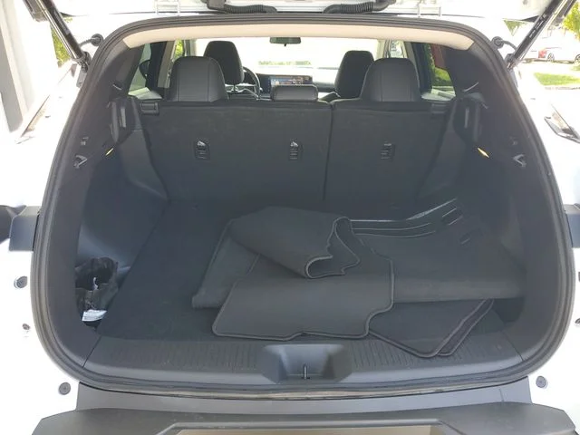 Certified Used 2025 White Nissan SV image 10