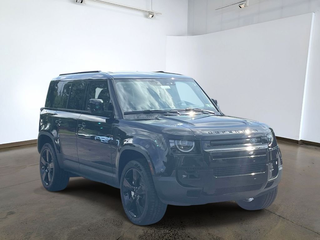 New 2026 Santorini Black Land Rover S image 3