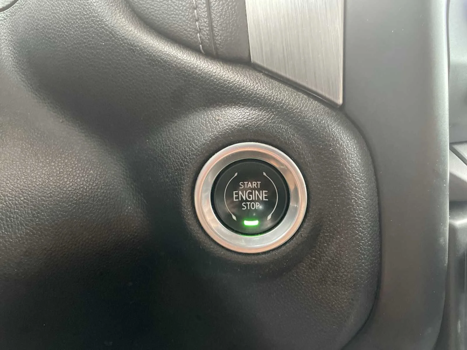 Used 2021 Onyx Black GMC Denali image 18