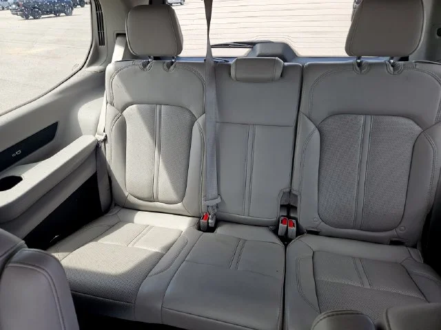 Used 2023 White Jeep Series III image 26